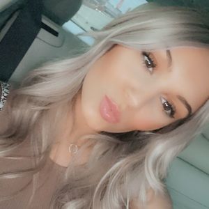 Meet your Posher, Helena